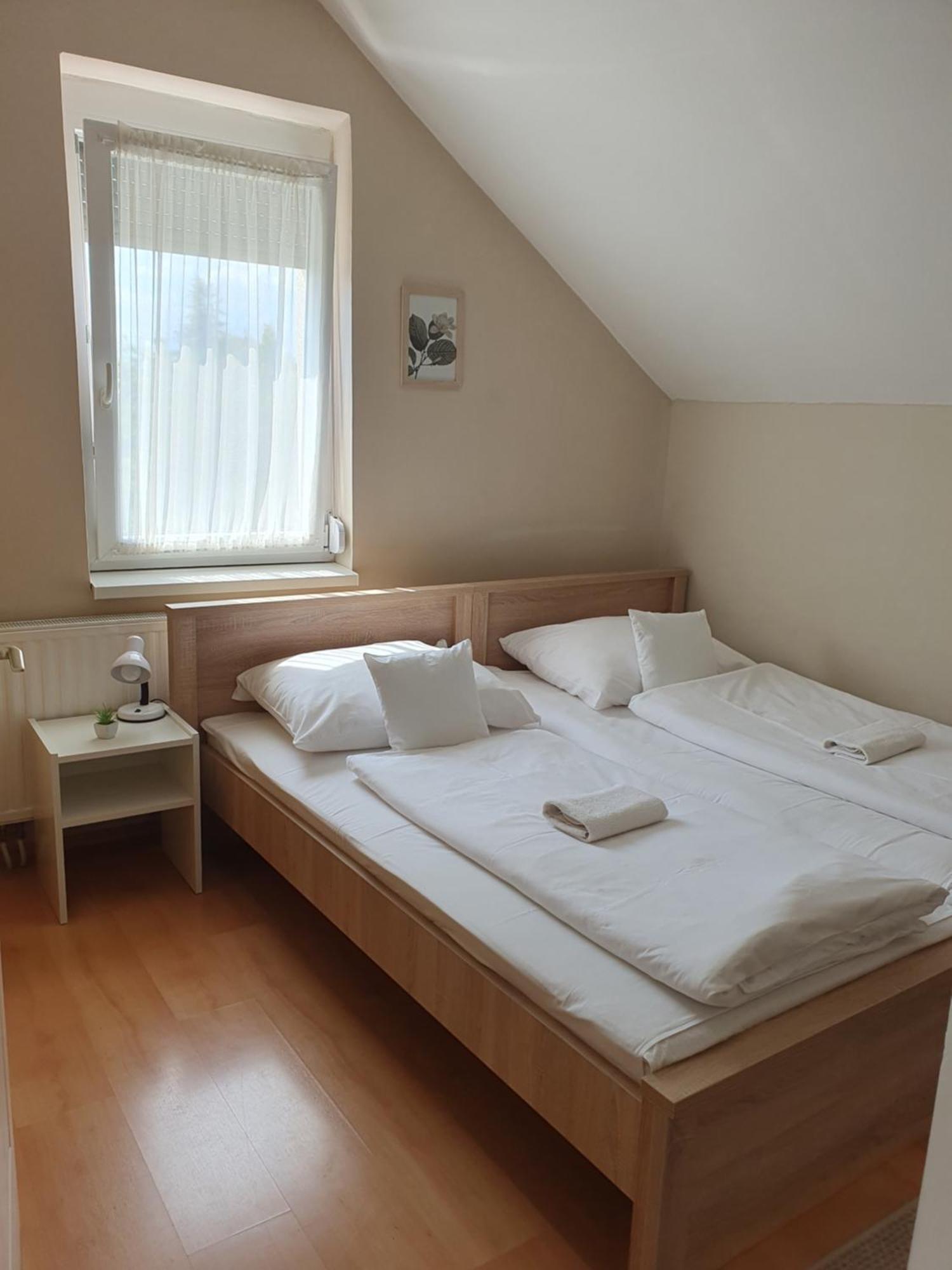 Bella Apartman Segedyn Zewnętrze zdjęcie